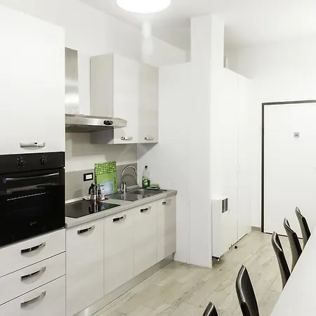 In Fiera 8 Superior Front Fair Apartamento *
