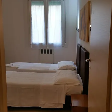 Apartamento In Fiera 8 Superior Front Fair Bolonha